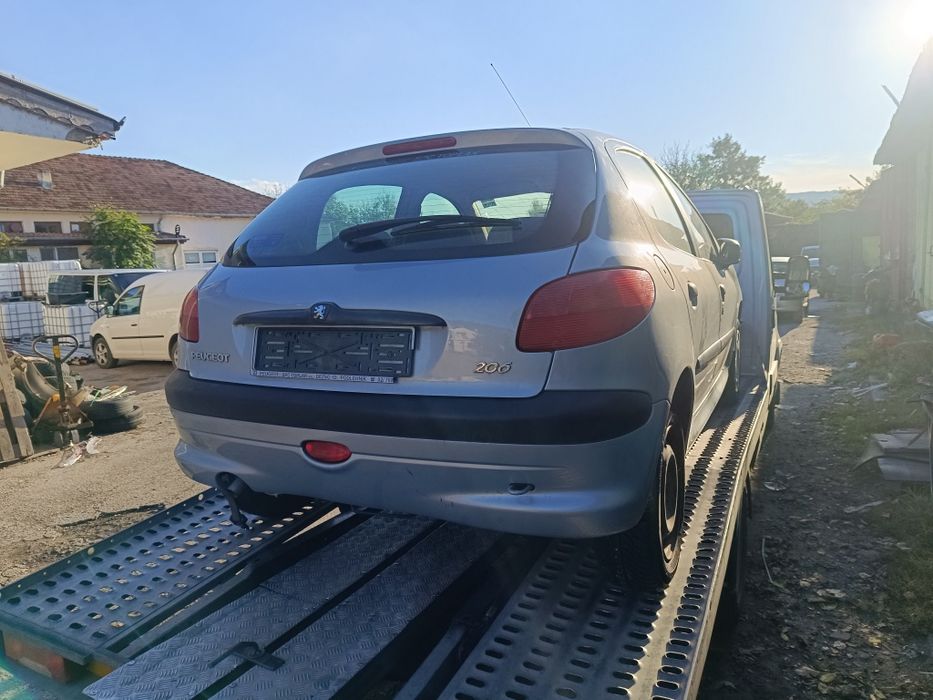 Пежо 206 на части