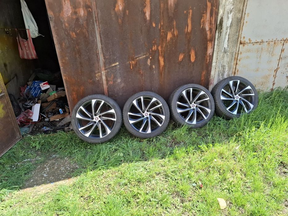 Продавам джанти с гуми