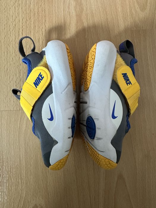 Детски маратонки NIKE Flex Advance/Revolution 7, размер 21 и 22