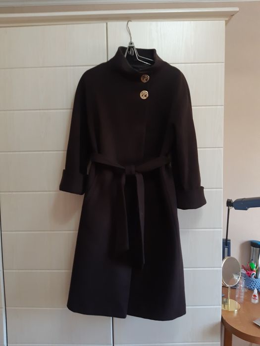 Продам пальто осеннее