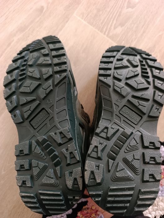Обувь мультикам кроссовки для военных