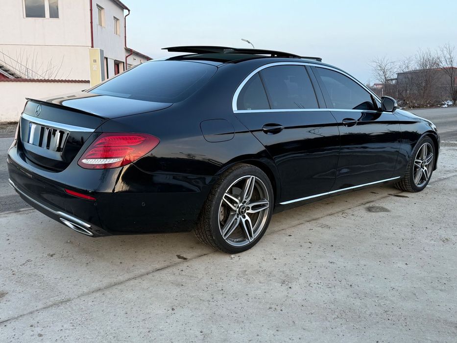 Mercedes-Benz E Mercedes E 220D, Înmatriculat