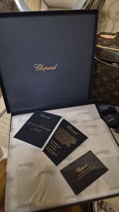 Новый платок Chopard оригинал