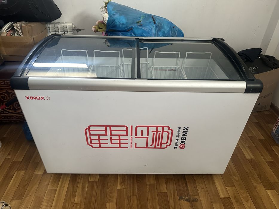 Продам морозильник XINGX-SD338
