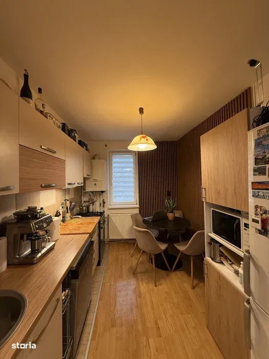Apartament 3 camere, etaj 3, decomadat, Gheorgheni, Baisoara, Parking — fotografia 1