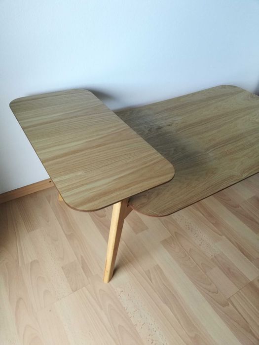 Холна маса с оригинален дизайн /нова/