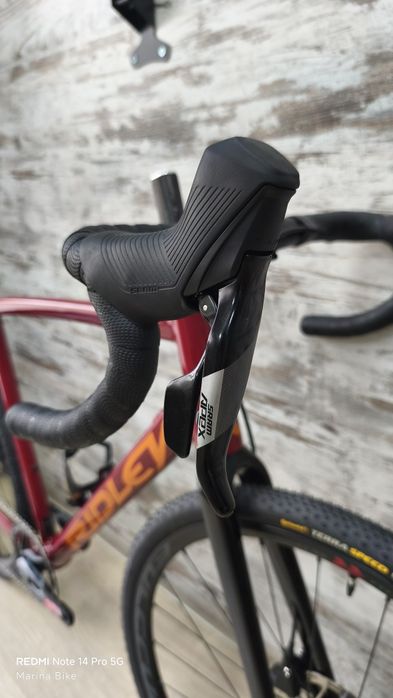 НОВ шосеен/Gravel велосипед Ridley Fenix SLA SRAM Rival/Apex XPLR Fulcrum Rapid Red 500 27.5 Tubeless | M