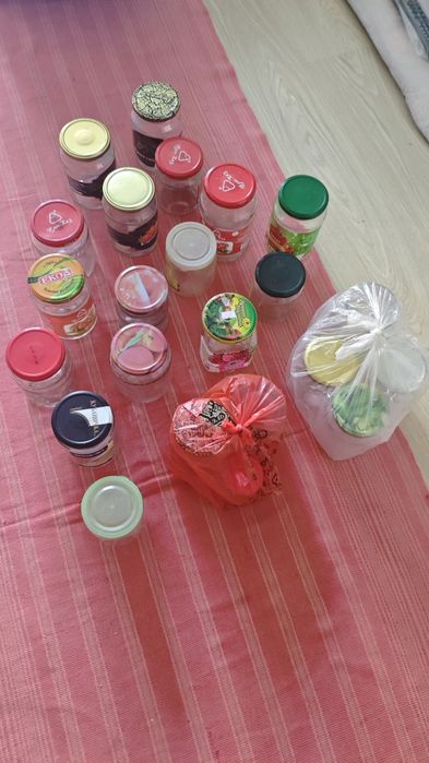 Стеклянные разные банки