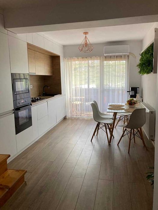 De închiriat – Apartament 3 camere, Parcare inclusa