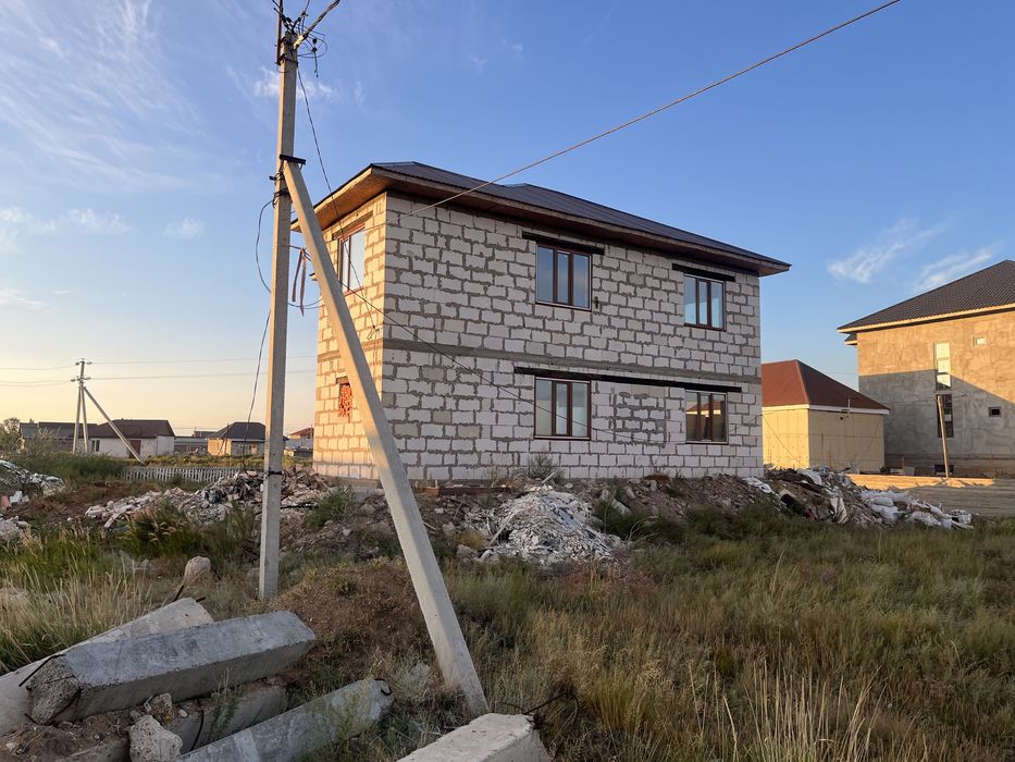 Продам дом в п. Каражар