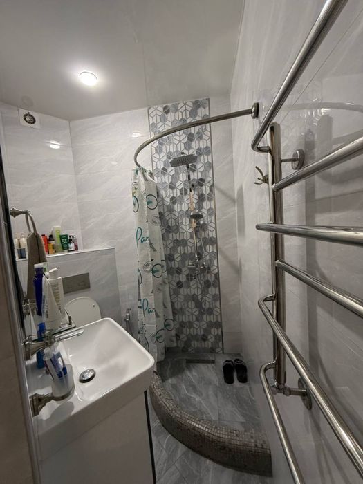 Продаю своя Евролюкс Квартира 3/1/9 Яккасарой Кушбеги Ж.К Соларис 95м2