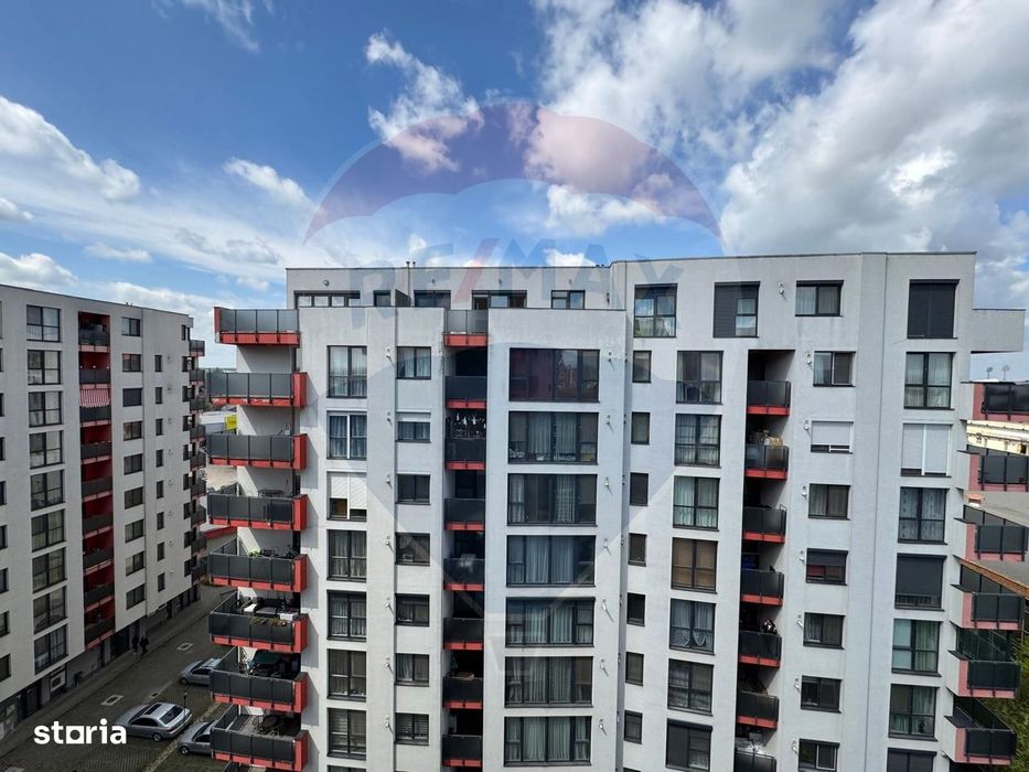Apartament cu 3 camere la ARED( cu loc de parcare)