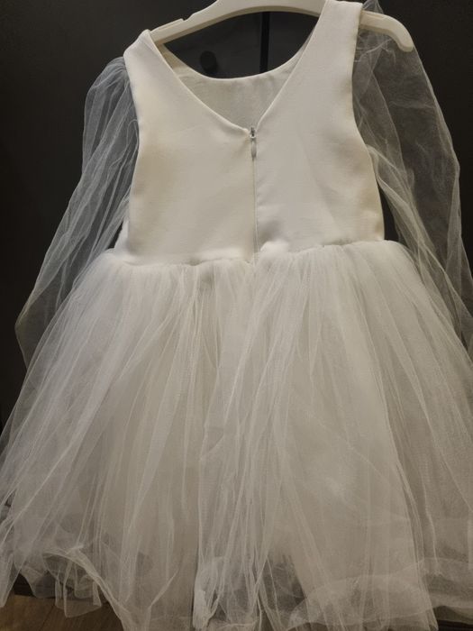 Рокля  за  повод