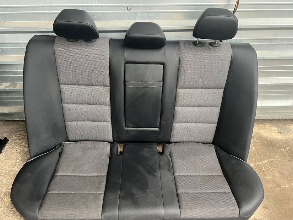 Кожен салон Mercedes-Benz C-Class w204 седан ел частично ном 992