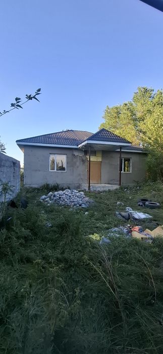 Уй сатылады,продается дом