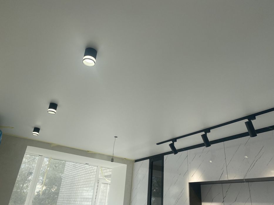 Натяжные потолки