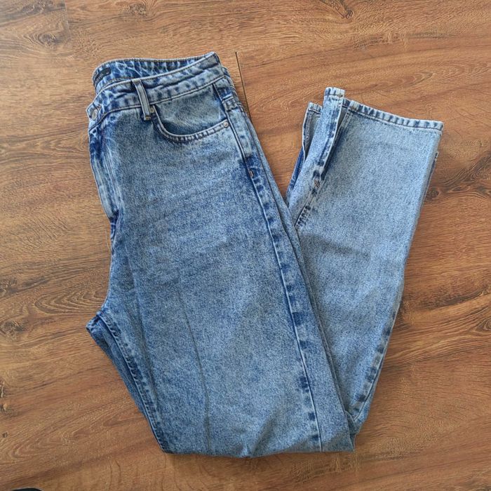 Дамски дънки размер 38