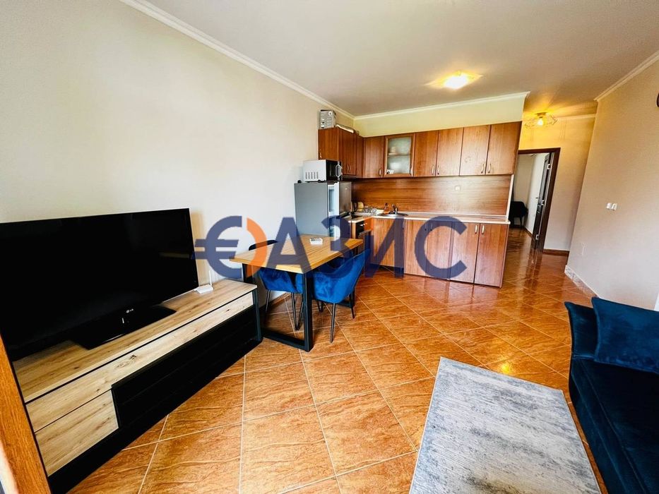 Продава се Тристаен апартамент в Свети Влас - 79 кв.м за 968 €/кв.м - Снимка #4