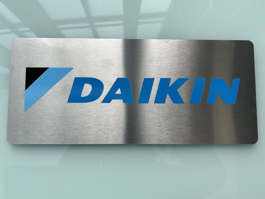 DAIKIN  pompe caldura si SERVICE