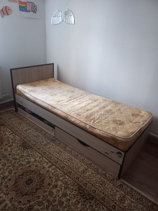 Кровать подростковая