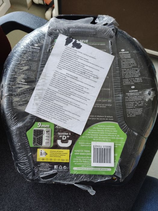 Lanțuri auto și lopată deszăpezire