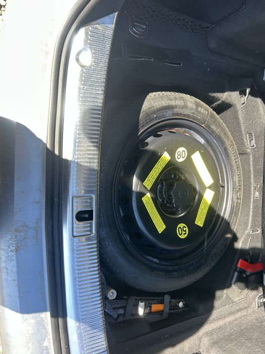 Roată rezervă slim R19 cric si cheie roți Audi A8 4H