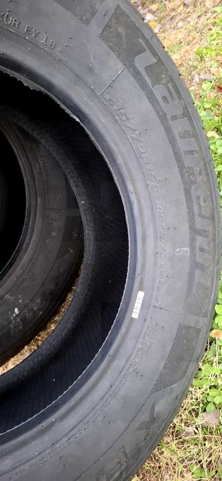Vand 2 anvelope noi  215/70/15C/109S de vara Laufenn,dot 2025