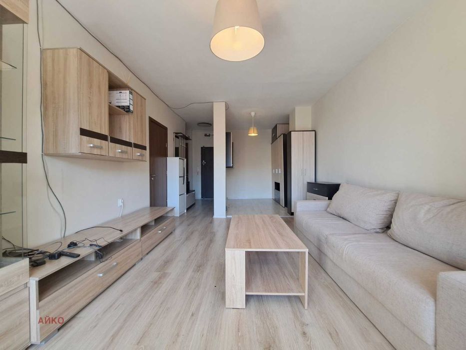 Дава се под наем Двустаен апартамент в София, Красно село - 57 кв.м за 484.5 € - Снимка #2