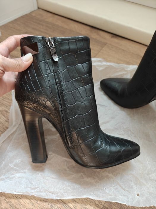 Отдам даром ботильоны