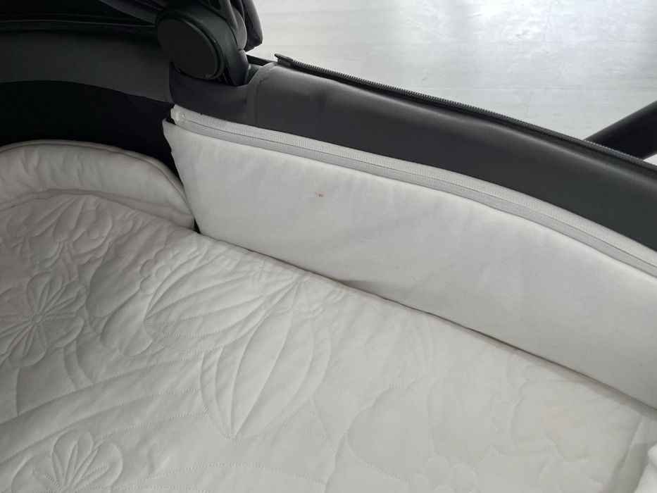 Cybex Priam/e-Priam 3 кош за новородено Lux Simply Flowers