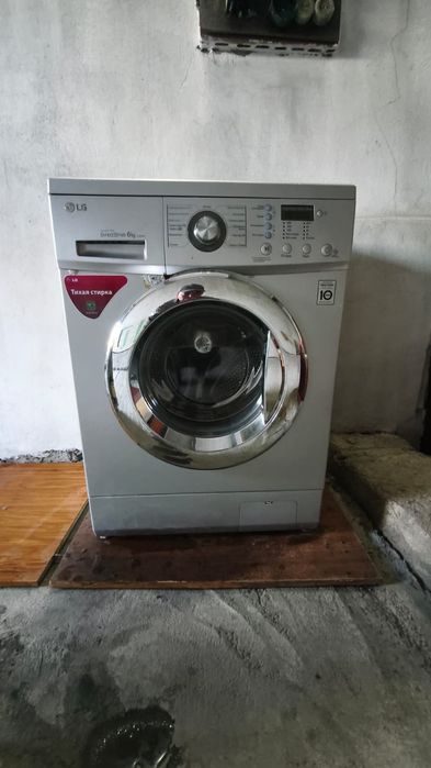 Продам стиральную машинку