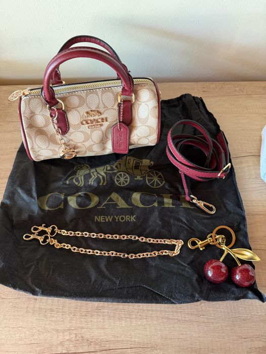 нова чанта  на марката Coach