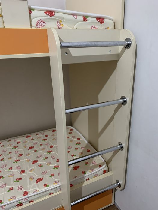 Двухяросная кровать срочно