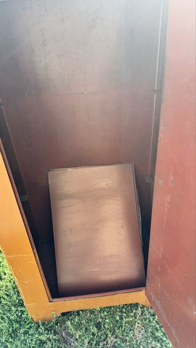 Сейфы металлические