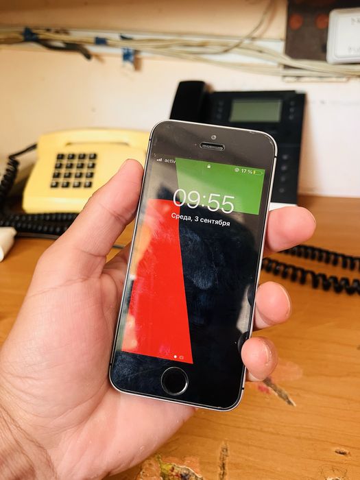 Айфон 5 в хорошем состояний