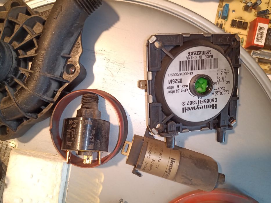 Mistral MBI Placa electronica Vas expansiune Vana gaz Pompa pantof