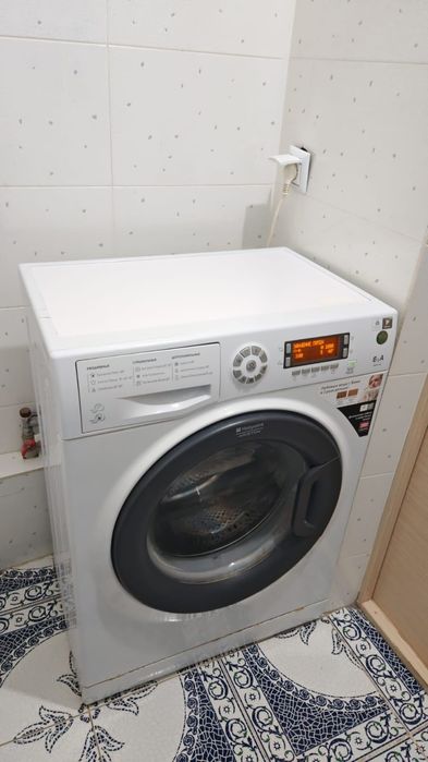 Стиральная машина Ariston