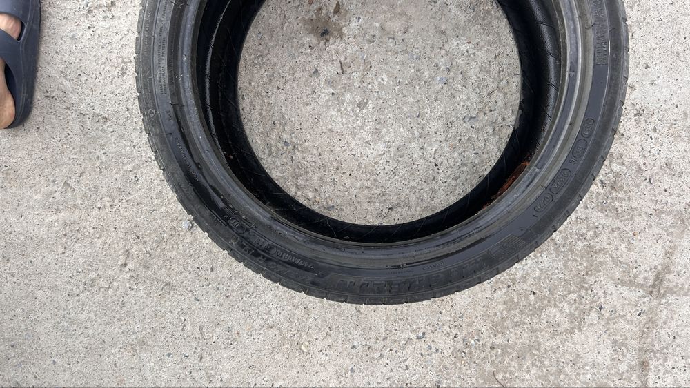 Резина Michelin 245/40 R19