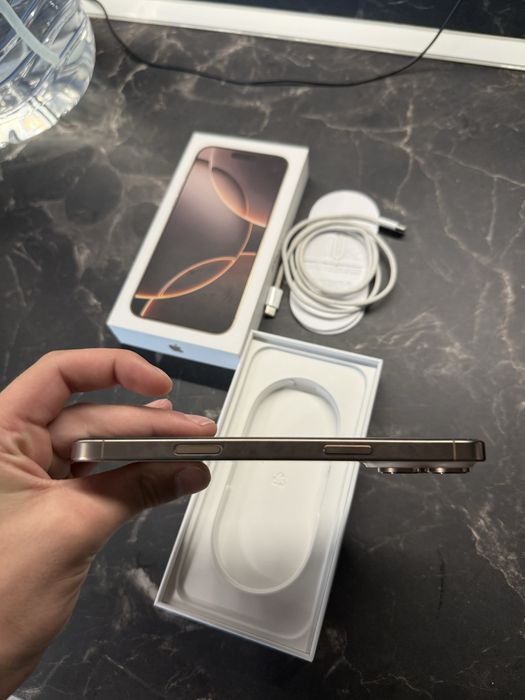 Iphone 16 pro max, 100% BH