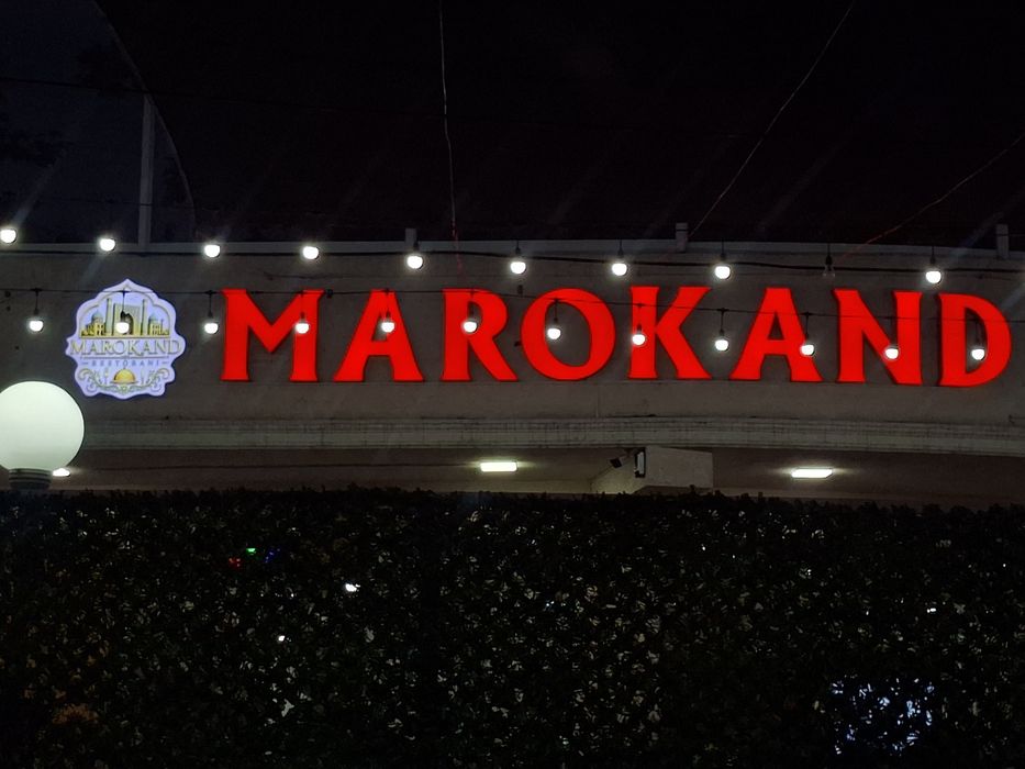 Bukva Banner Laytboks Orakal Viveska Hammasi bor.