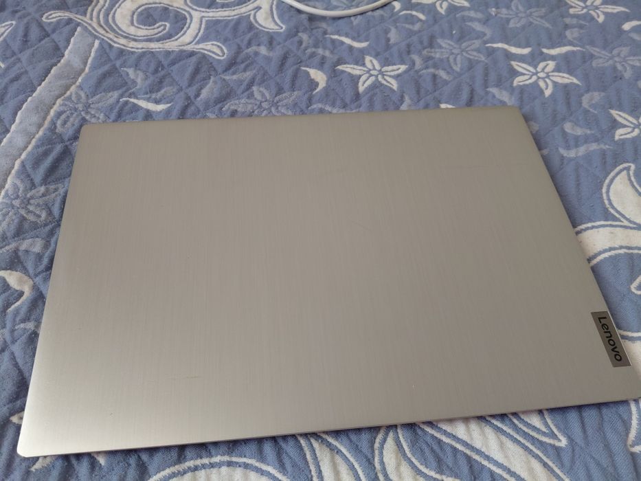 Ноутбук Lenovo в отличном состоянии
