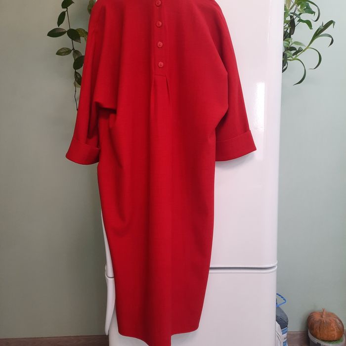 Продам платье новое