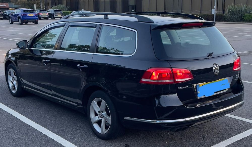 Dezmembrez vw passat b7