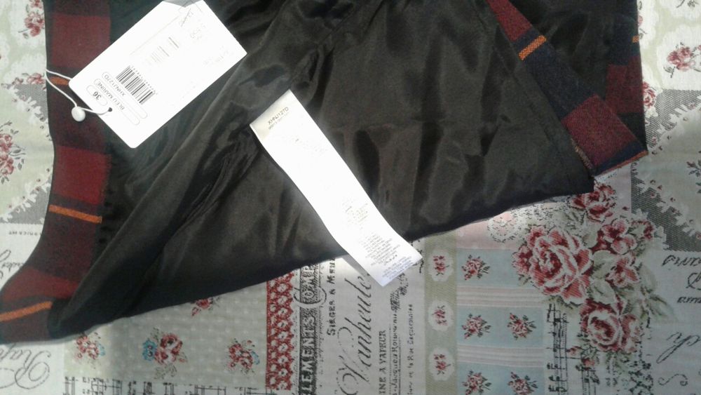 Юбка новая Naf-naf