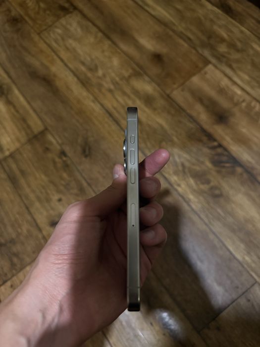 Iphone 15 pro 128 gb