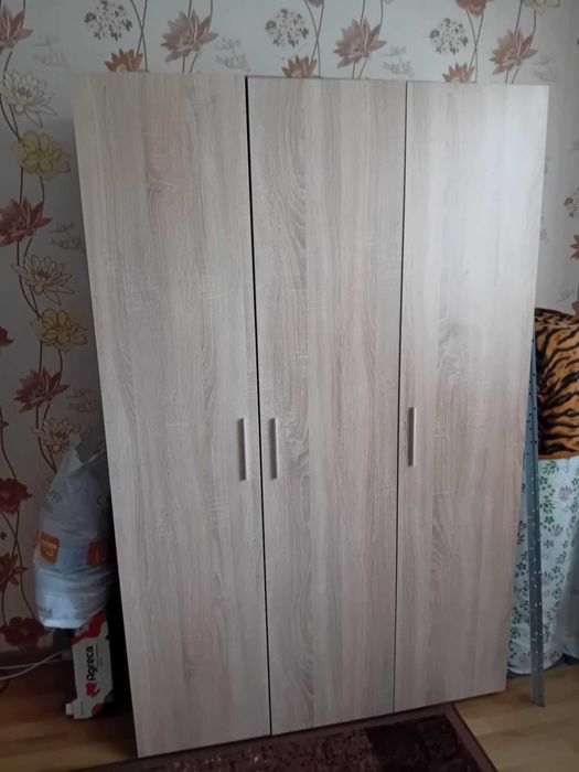 Предлагам гарсониера под наем