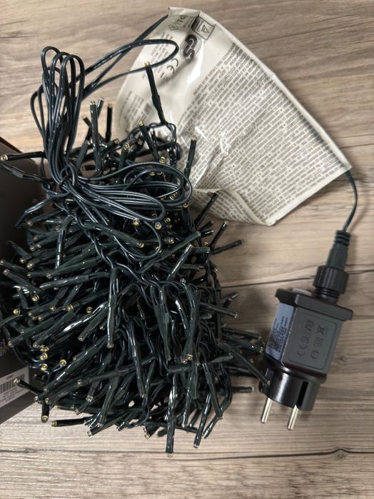 Светлинна верига с 500 LED