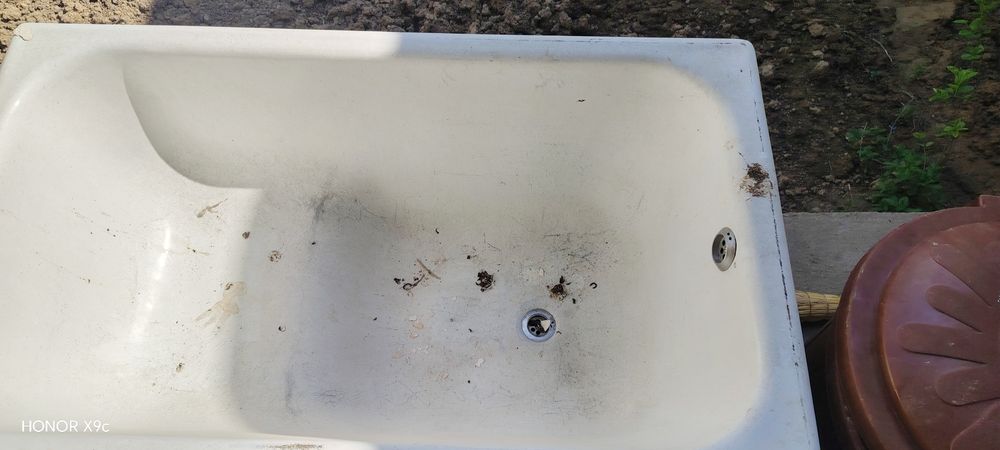 Продаётся Чугунная ванна