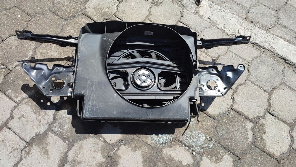 Телевизор на БМВ е 39