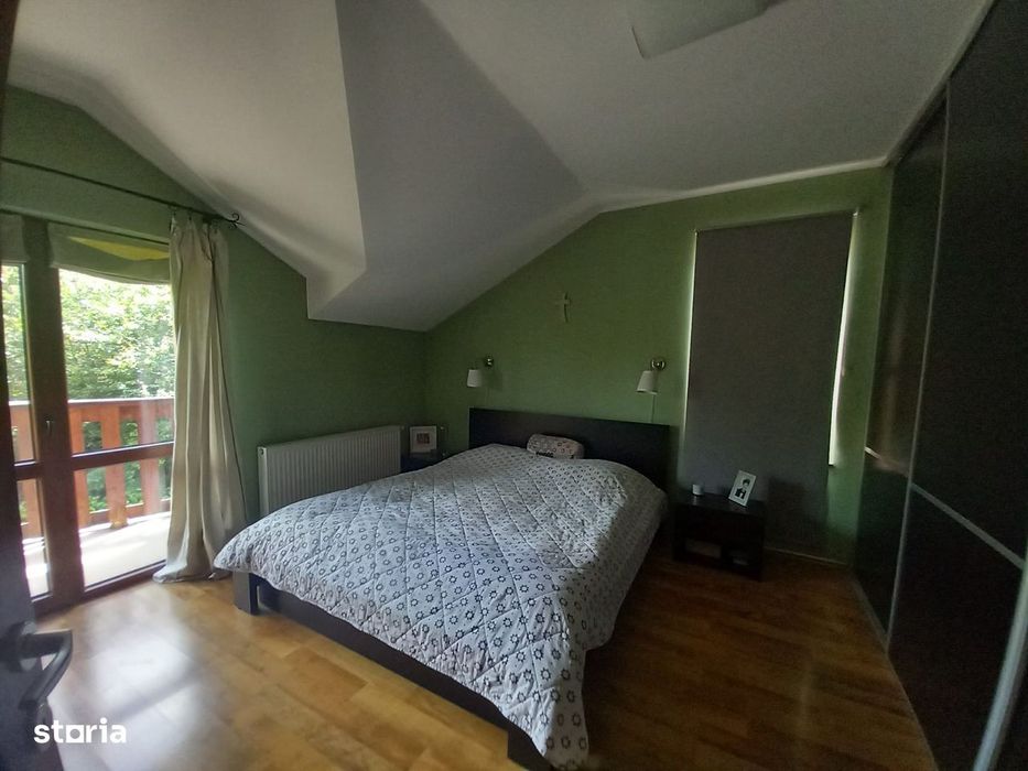 Într-o zona rezidentiala selectă, pe strada Plugarilor, casa din 2010!